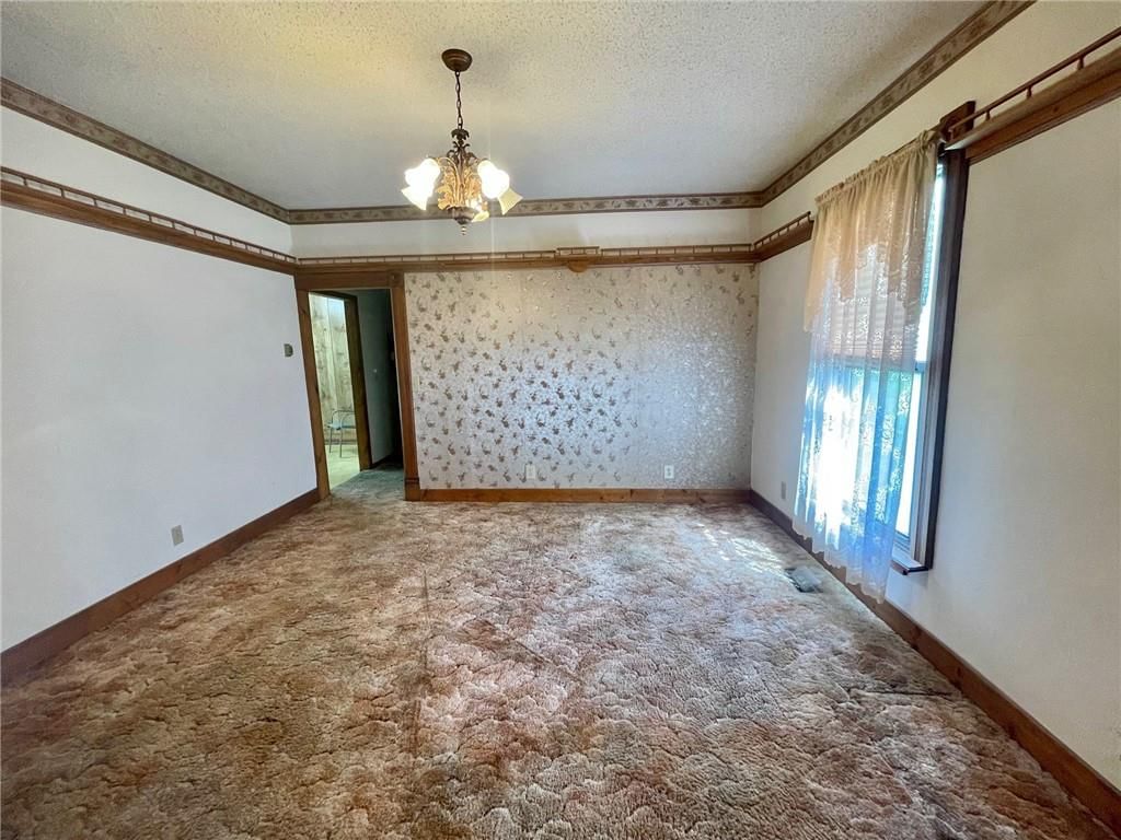 106 S Jeffreys Street — photo 18