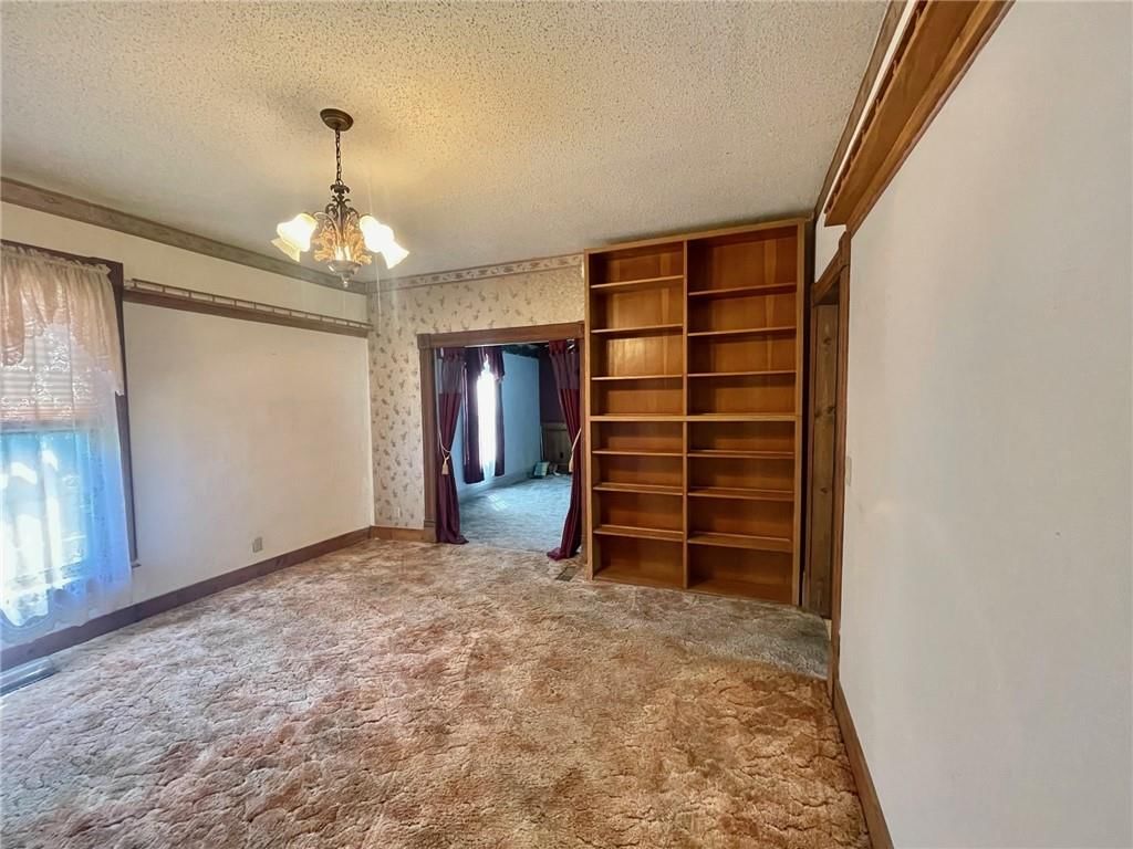 106 S Jeffreys Street — photo 19