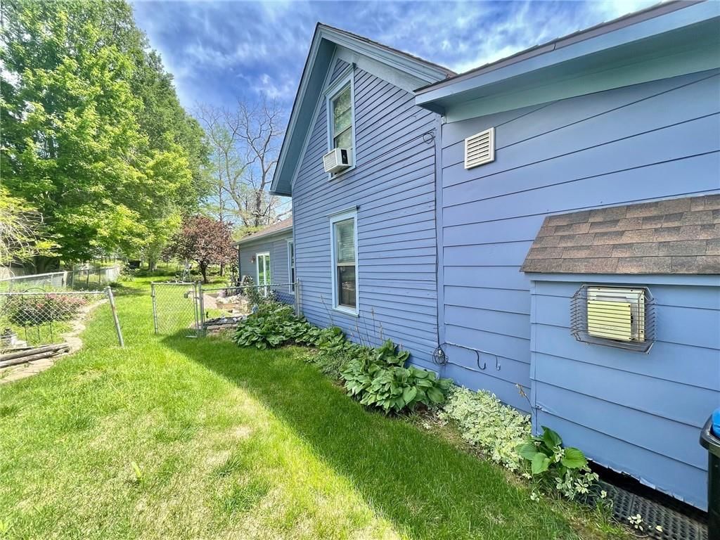 106 S Jeffreys Street — photo 43