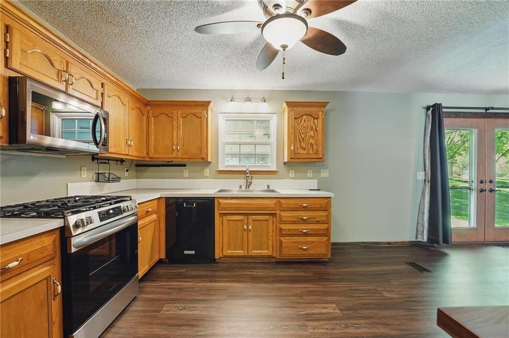 543 Lauren Street — photo 11