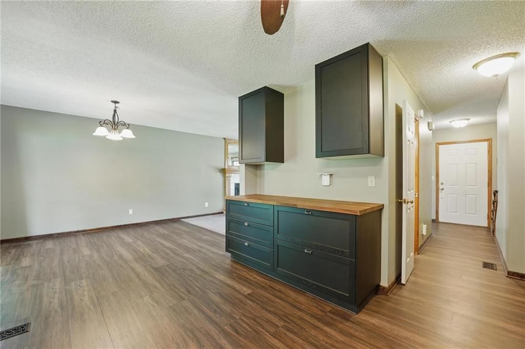 543 Lauren Street — photo 8