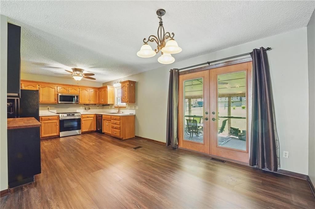 543 Lauren Street — photo 10