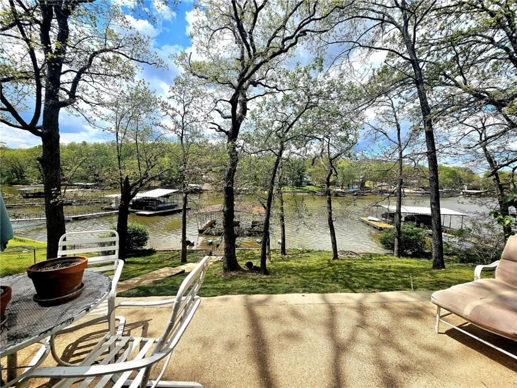589 Cable Point Road — photo 3