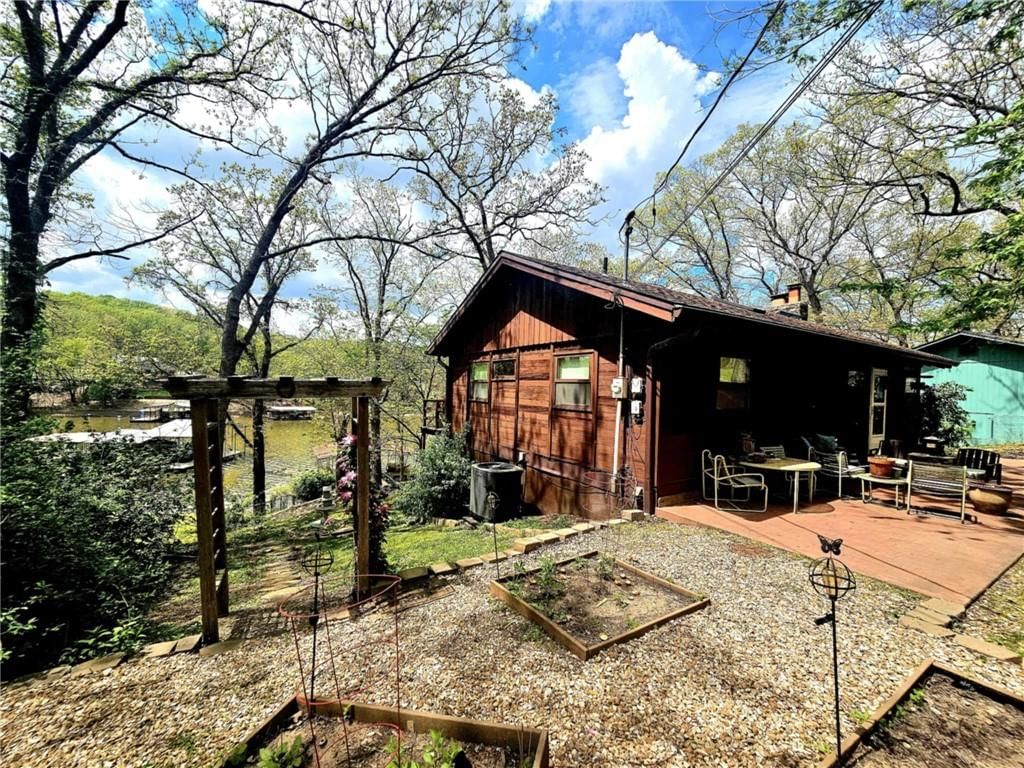 589 Cable Point Road — photo 30