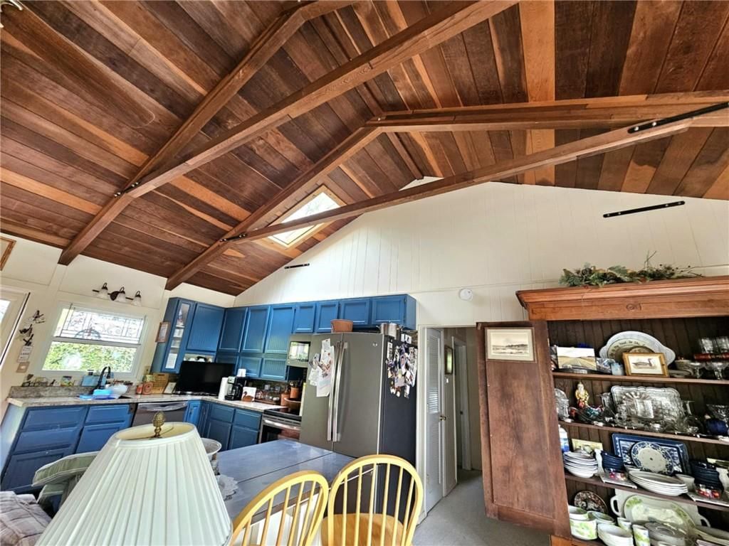 589 Cable Point Road — photo 7