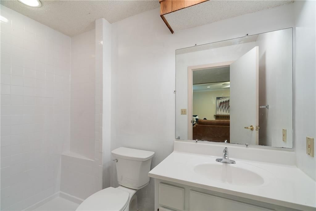 1435 N Mart-way Drive — photo 12