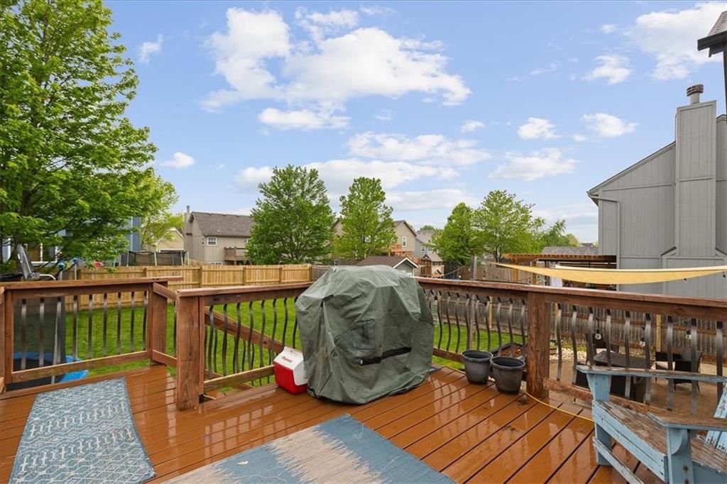 18693 W 160TH Street — photo 23