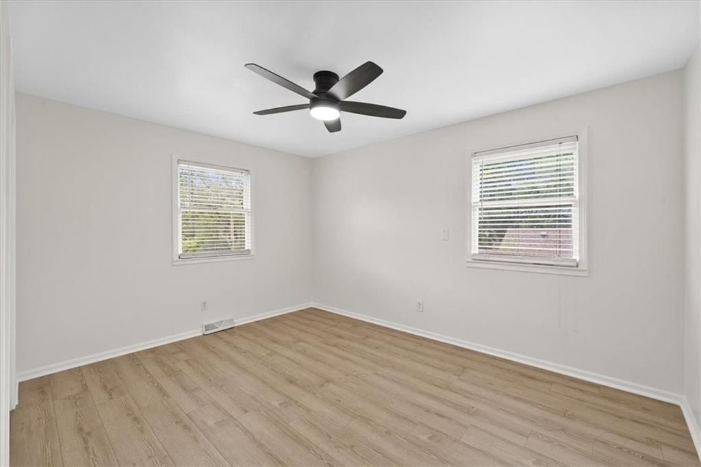 9424 W 49th Terrace — photo 17