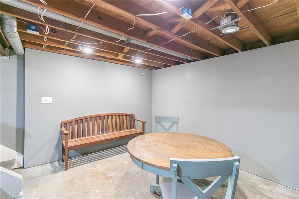 400 N Boardman Street — photo 27