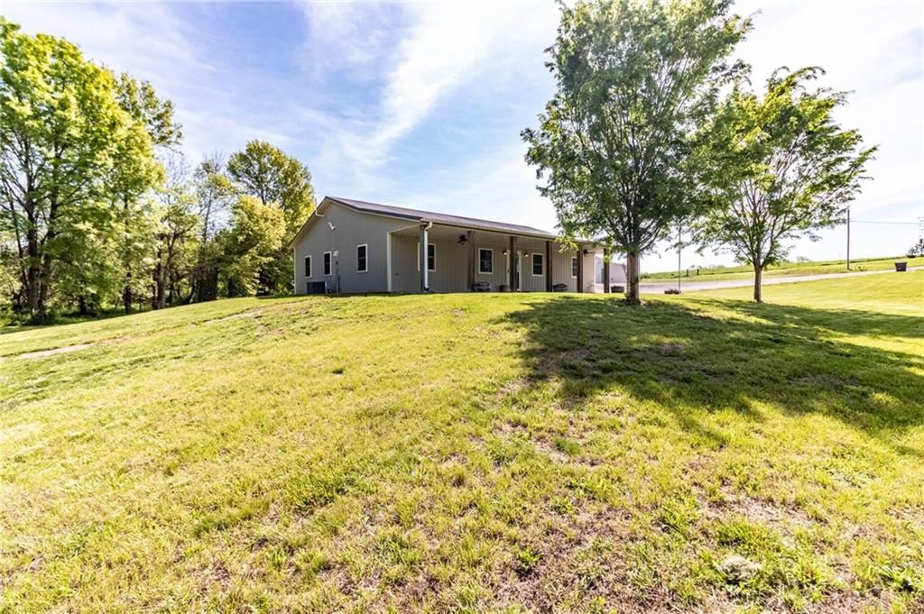 105 NW 1050 Road — photo 18