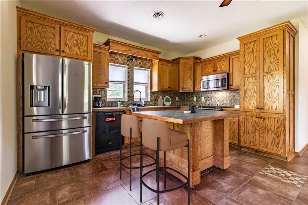 105 NW 1050 Road — photo 8