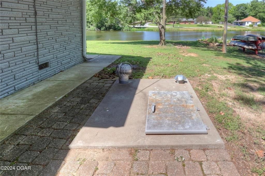 2321 Cherokee Avenue — photo 7