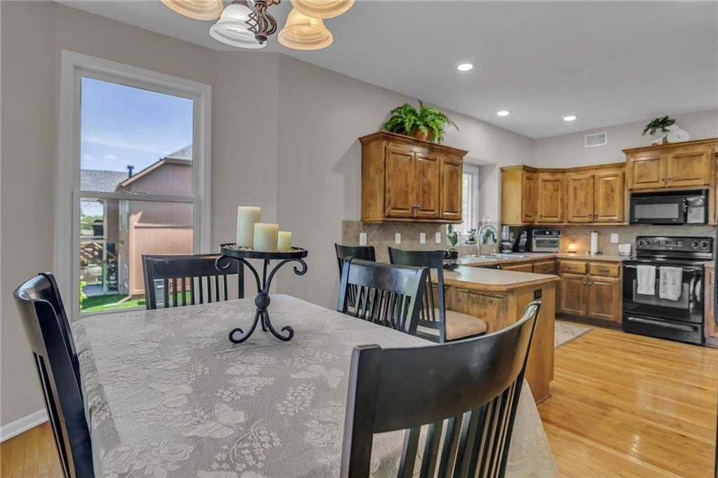 2310 W Forest Drive — photo 16