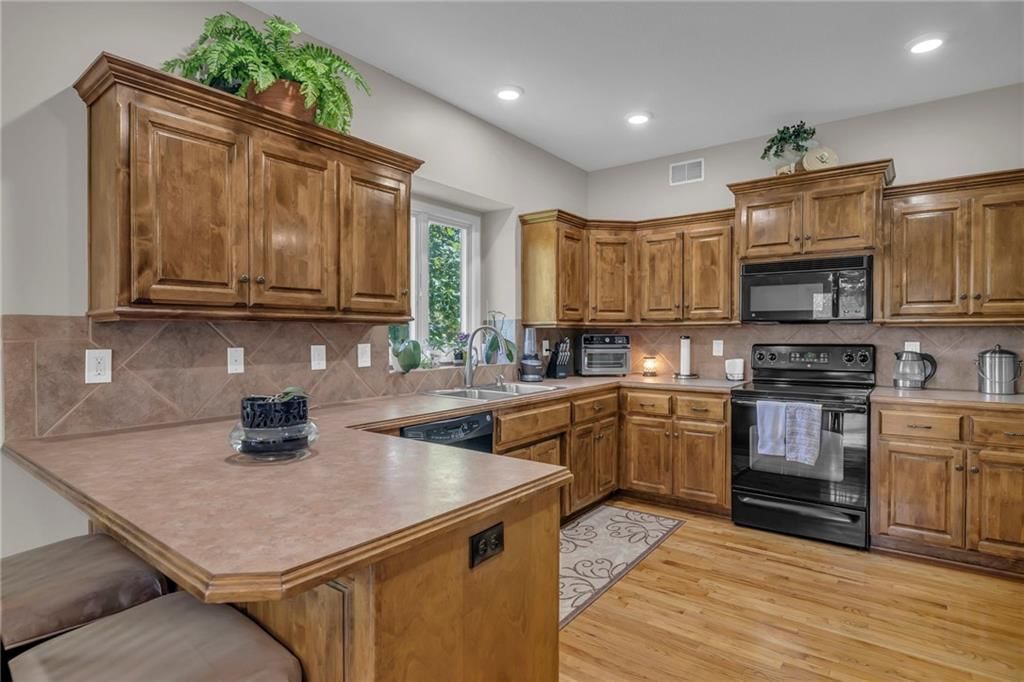 2310 W Forest Drive — photo 18