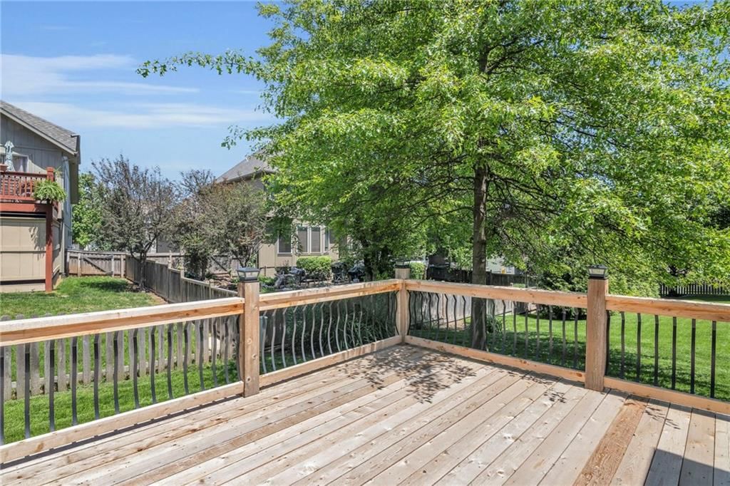 2310 W Forest Drive — photo 45