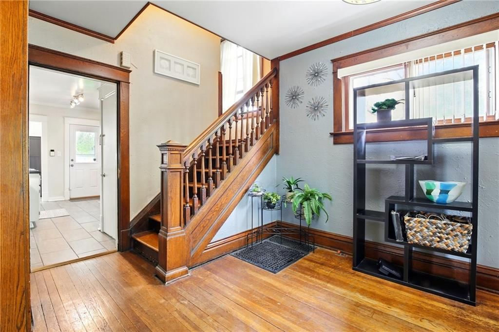 112 S Cypress Avenue — photo 9