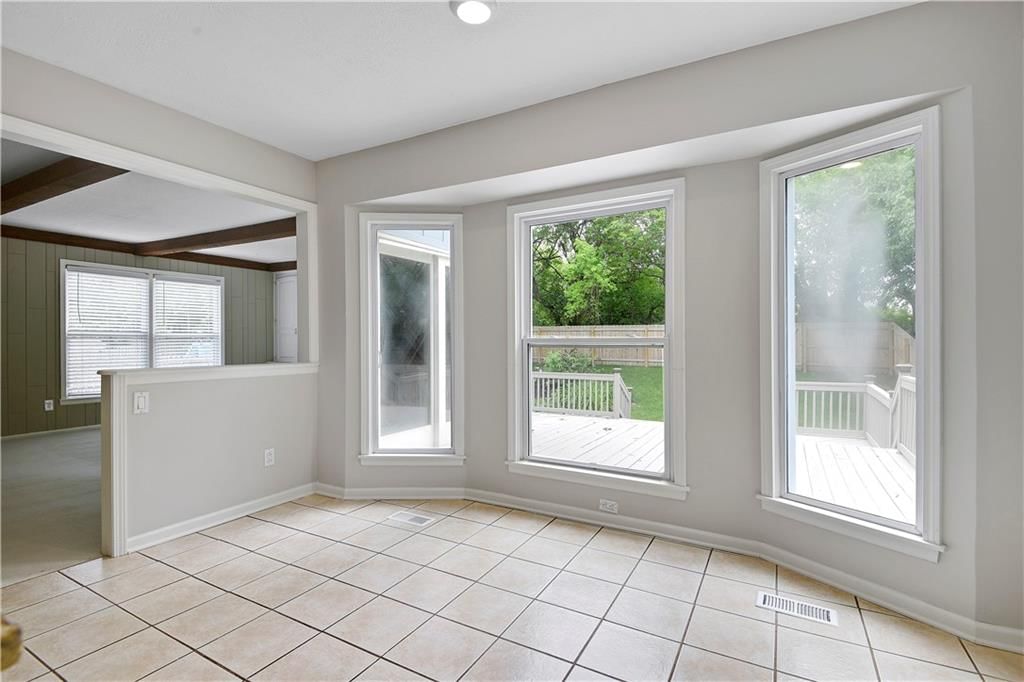 1121 E Sleepy Hollow Drive — photo 15