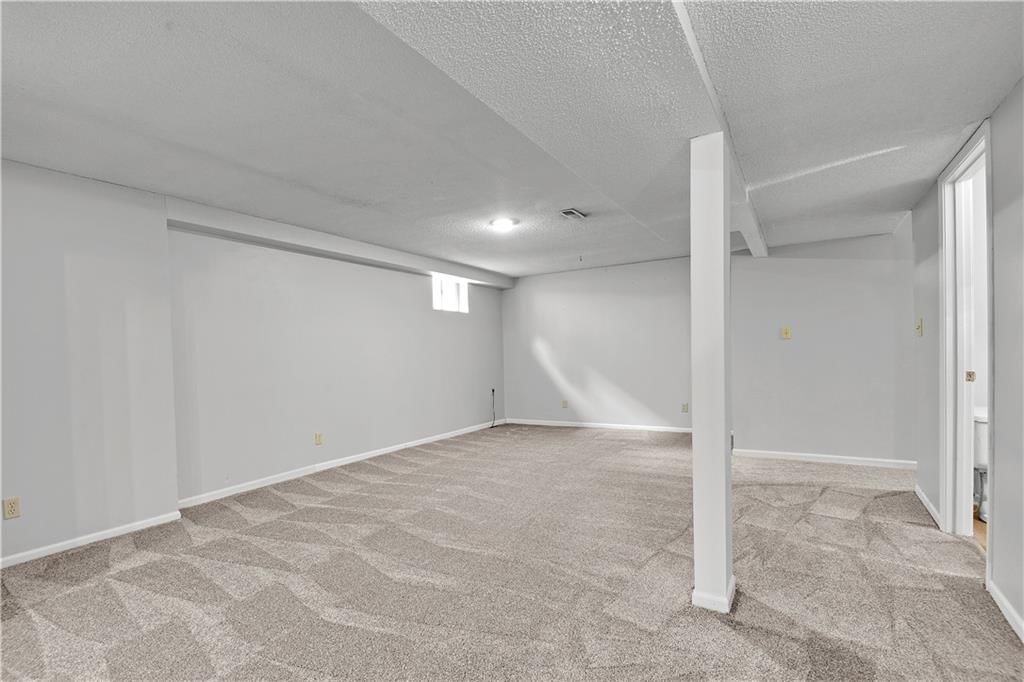 1121 E Sleepy Hollow Drive — photo 23