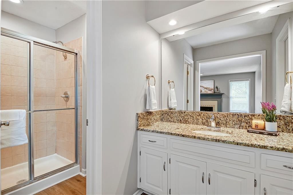 1121 E Sleepy Hollow Drive — photo 36