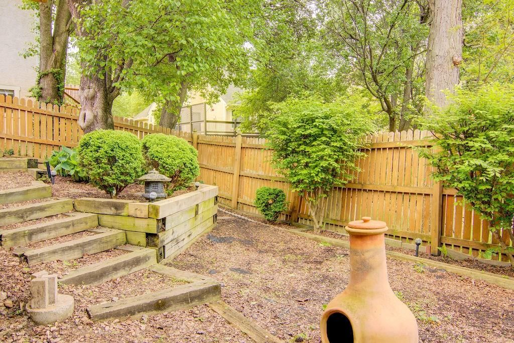 8518 Westgate Street — photo 45