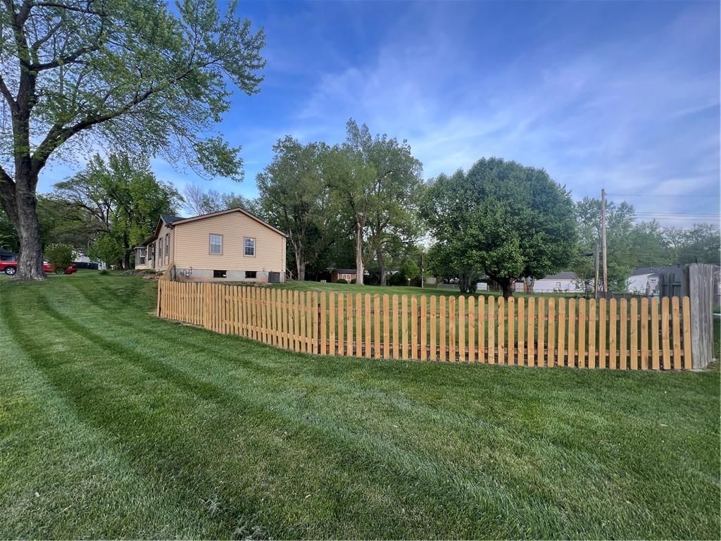 407 Brookside Drive — photo 2