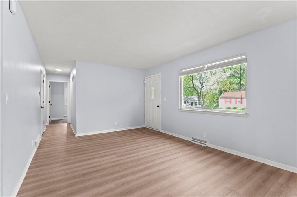 407 Brookside Drive — photo 11