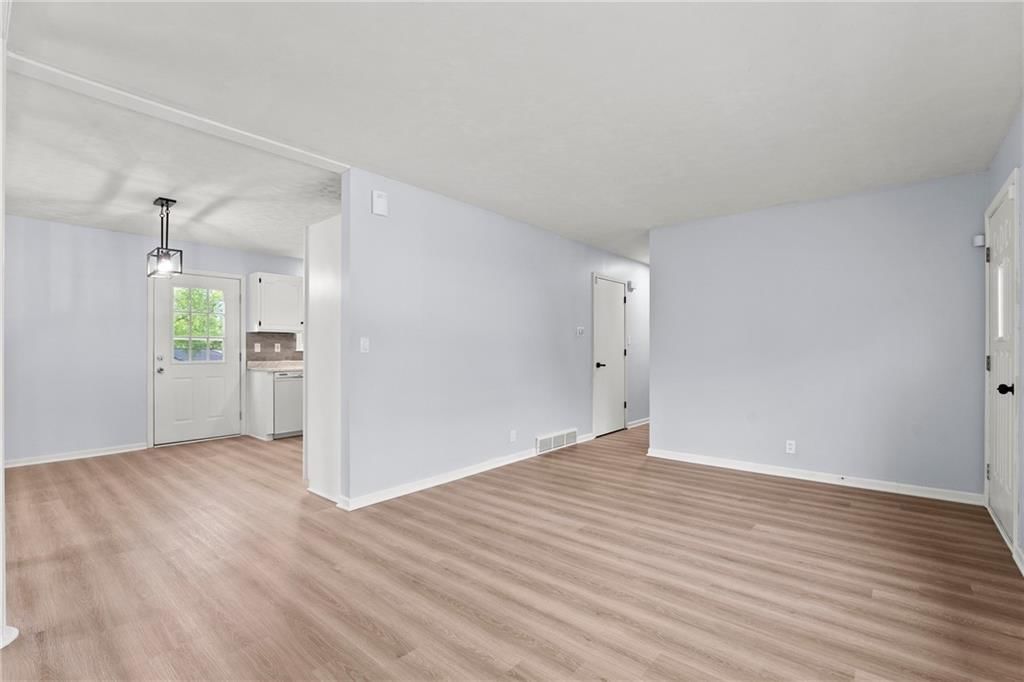 407 Brookside Drive — photo 12