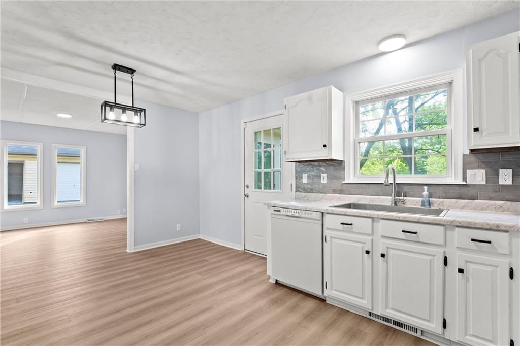 407 Brookside Drive — photo 20