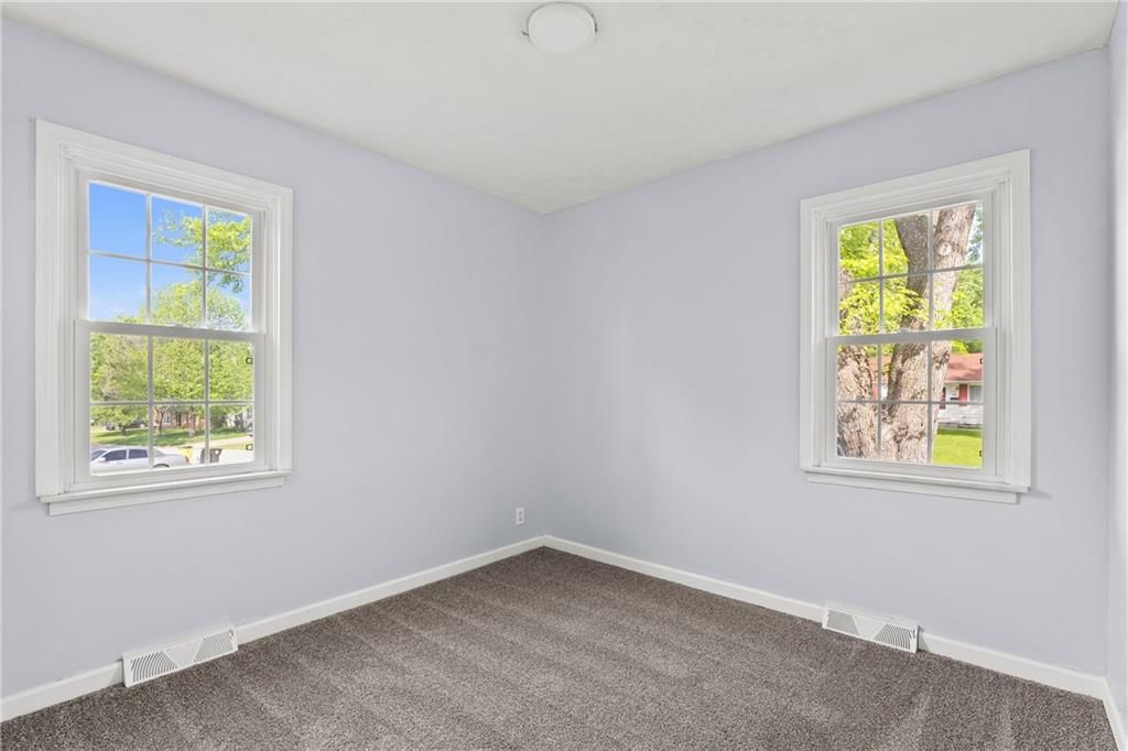 407 Brookside Drive — photo 24