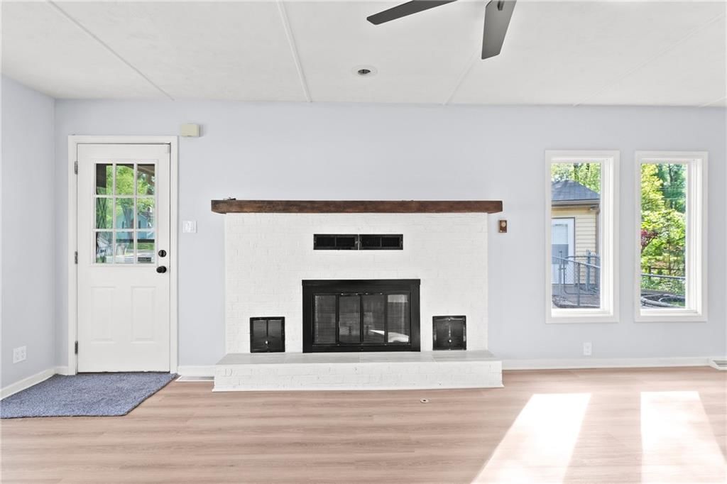 407 Brookside Drive — photo 10