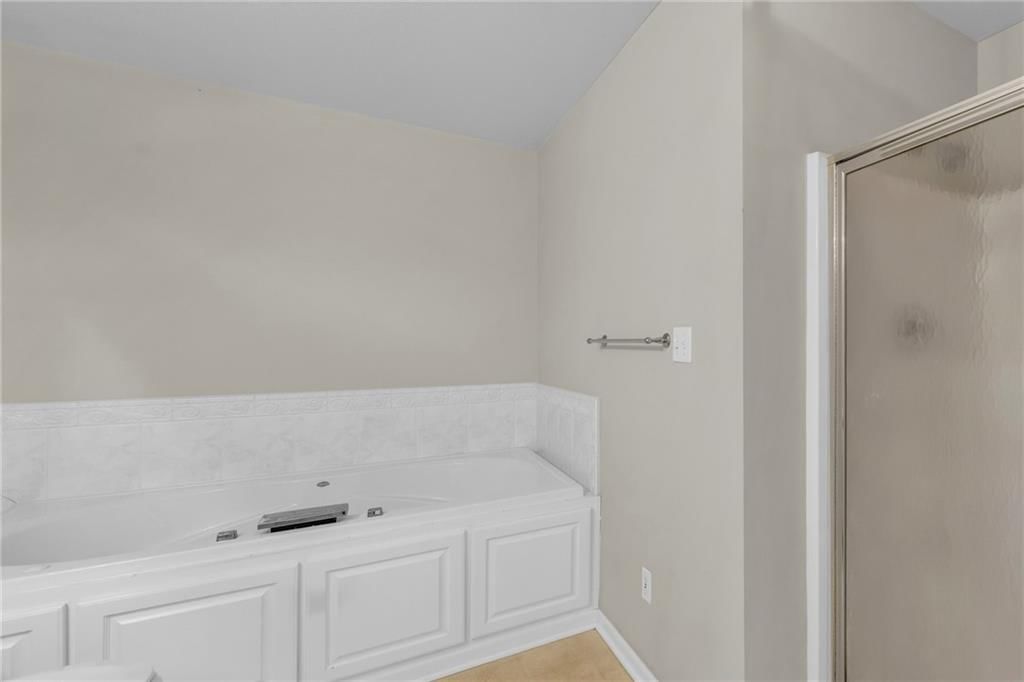 521 Durham Court — photo 25