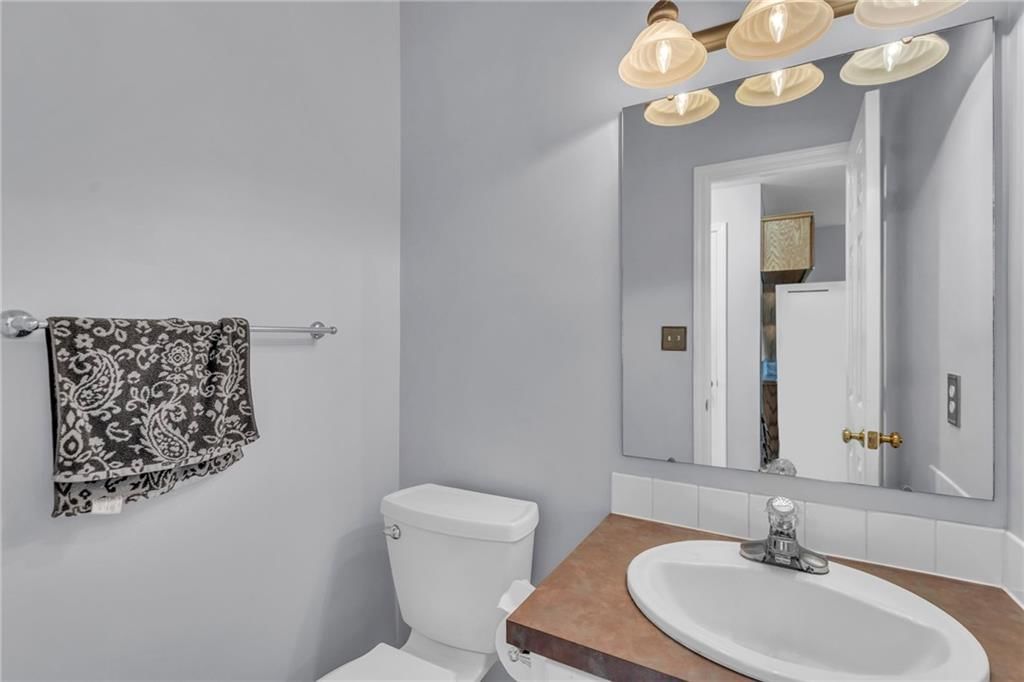 521 Durham Court — photo 34