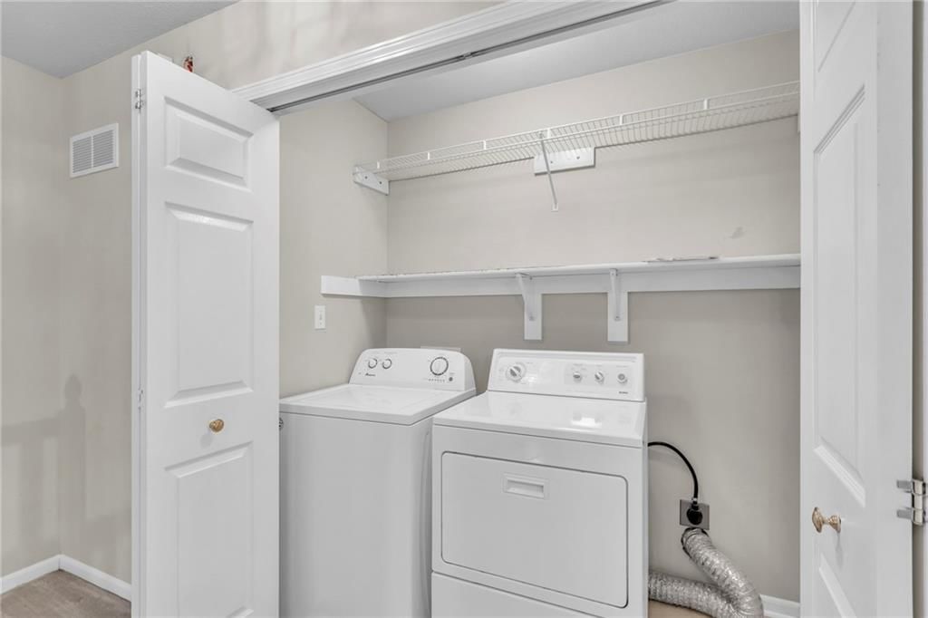 521 Durham Court — photo 35