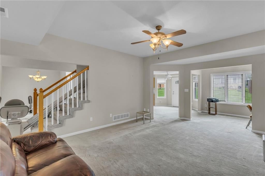 521 Durham Court — photo 9