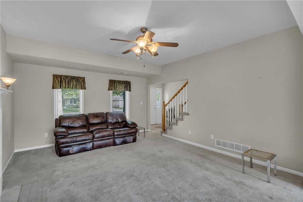 521 Durham Court — photo 10
