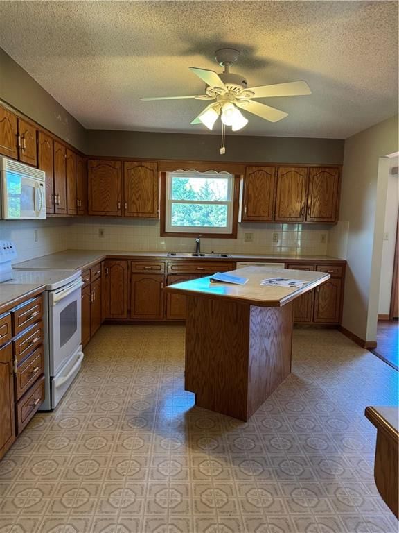 1413 Sycamore Ridge Drive — photo 4
