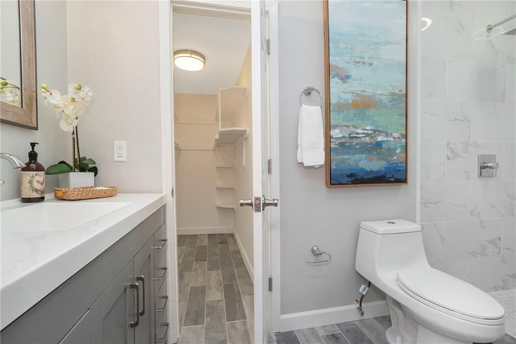 6418 W 72 Terrace — photo 15