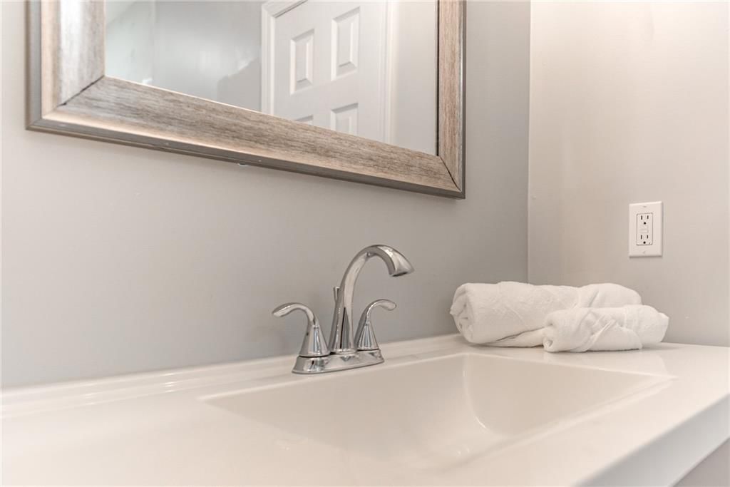 6418 W 72 Terrace — photo 19