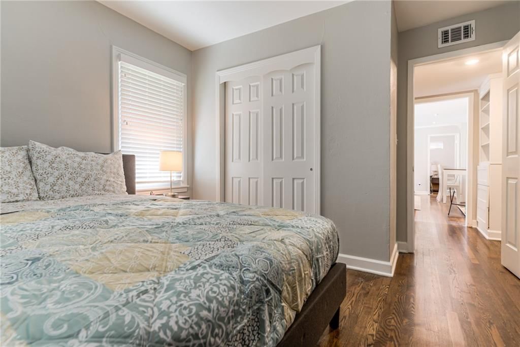 6418 W 72 Terrace — photo 26