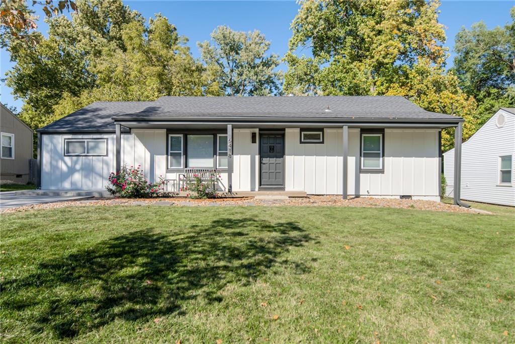 6418 W 72 Terrace — photo 30