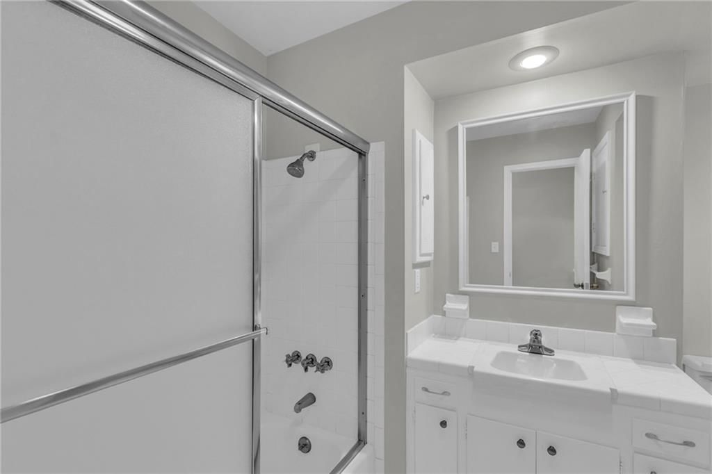 6609 W 100th Street — photo 23