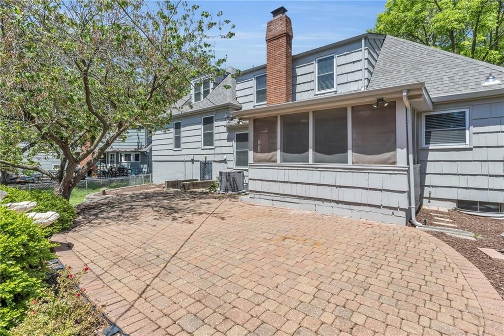 6609 W 100th Street — photo 33