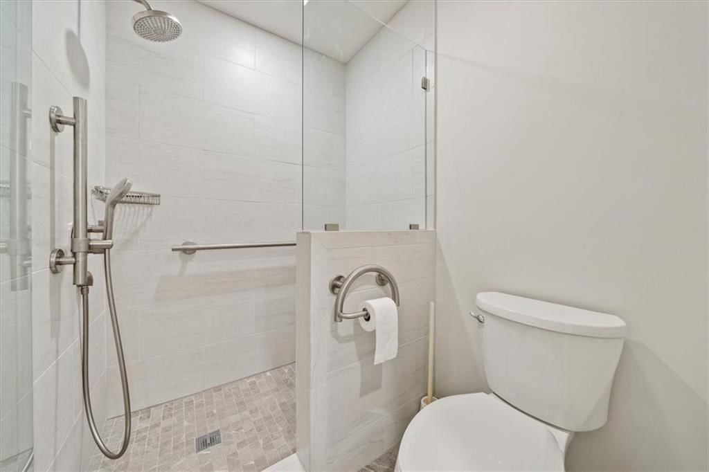 3904 Wellington Drive — photo 19