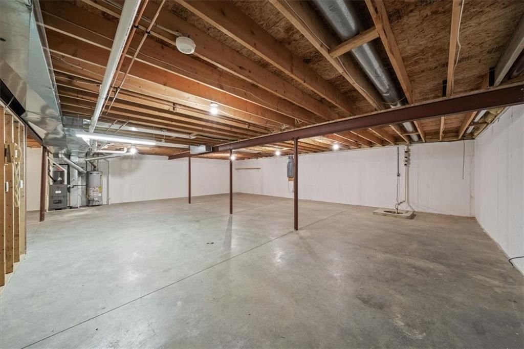 3904 Wellington Drive — photo 23