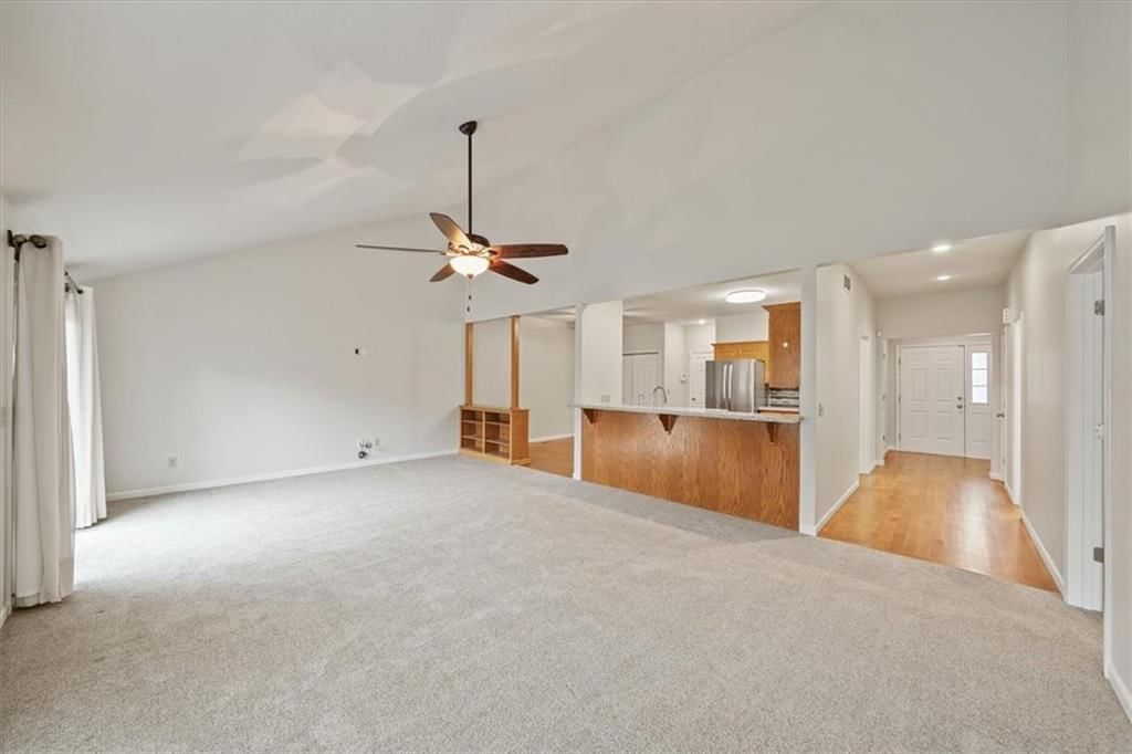 3904 Wellington Drive — photo 4