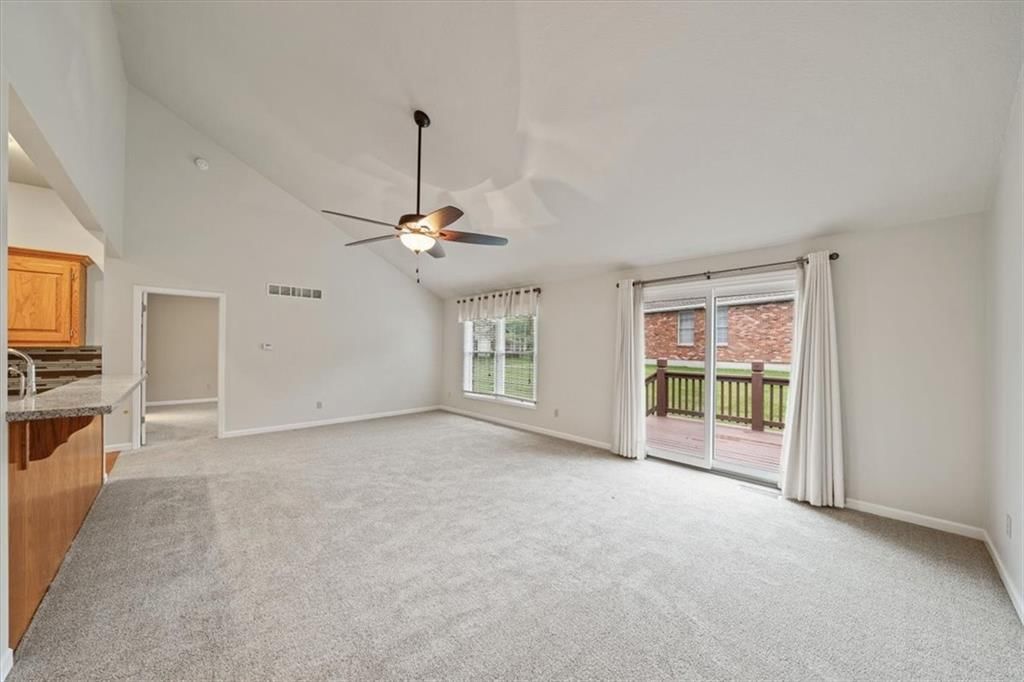 3904 Wellington Drive — photo 7