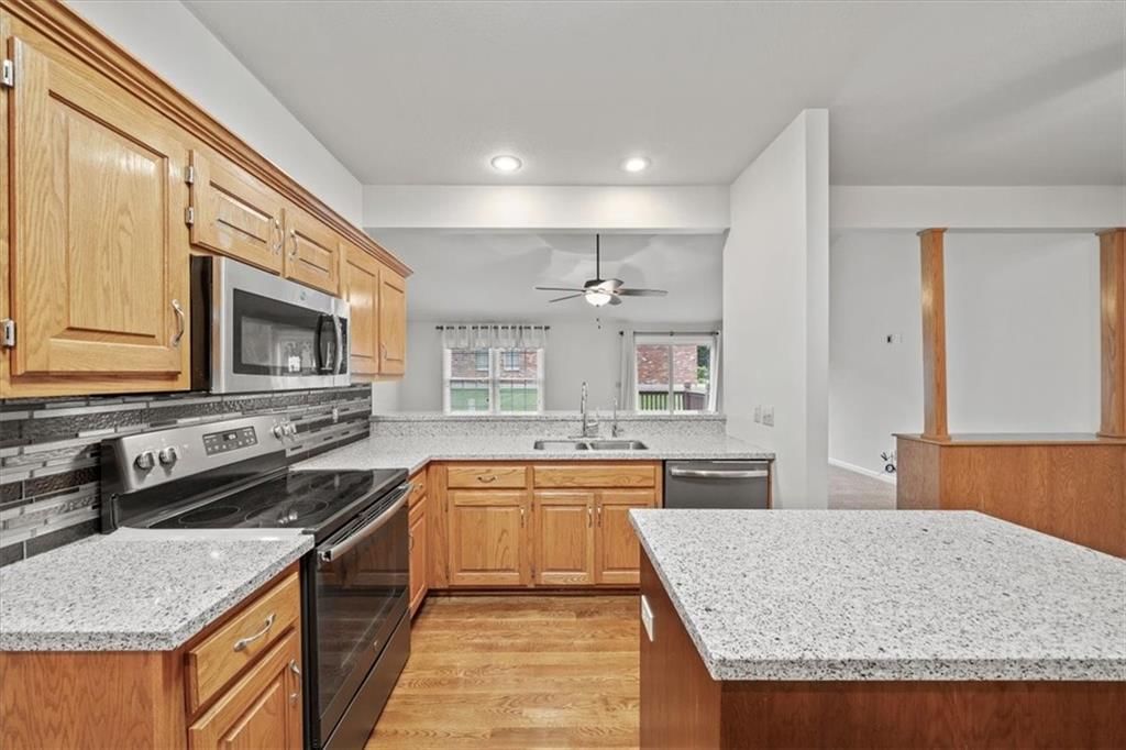 3904 Wellington Drive — photo 8