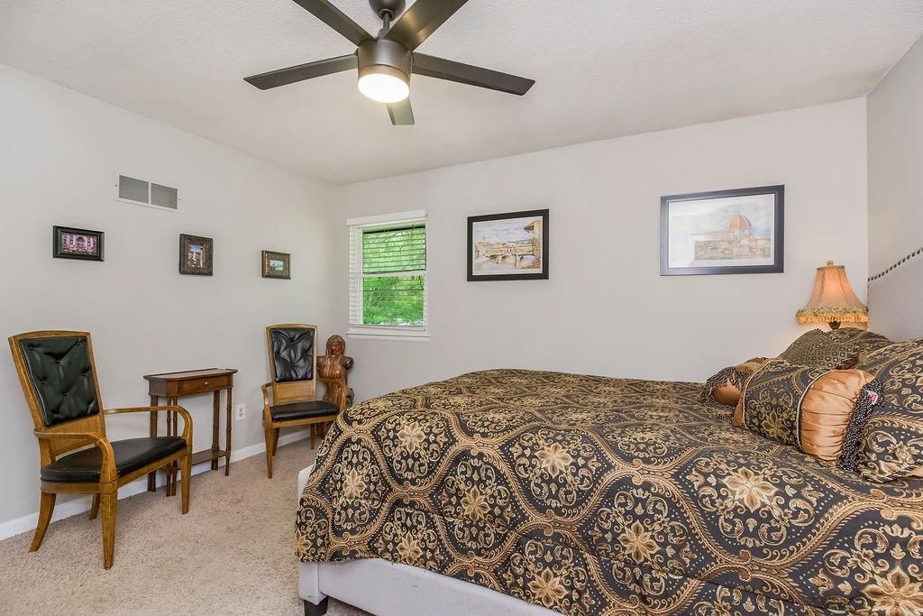 813 NE 114th Street — photo 13