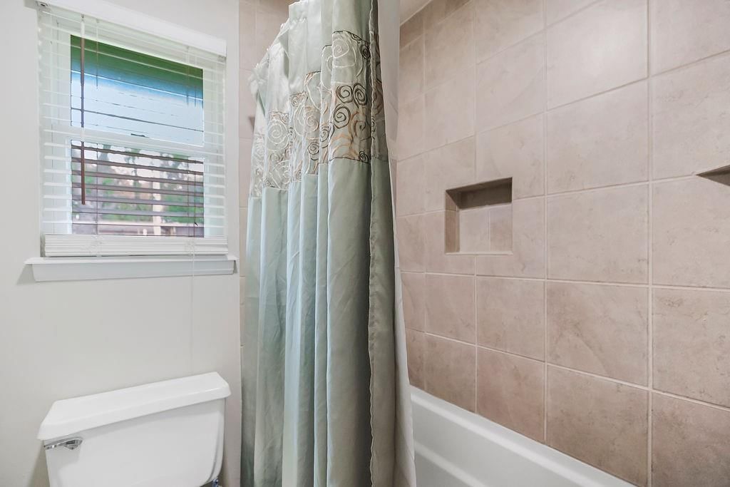 813 NE 114th Street — photo 19