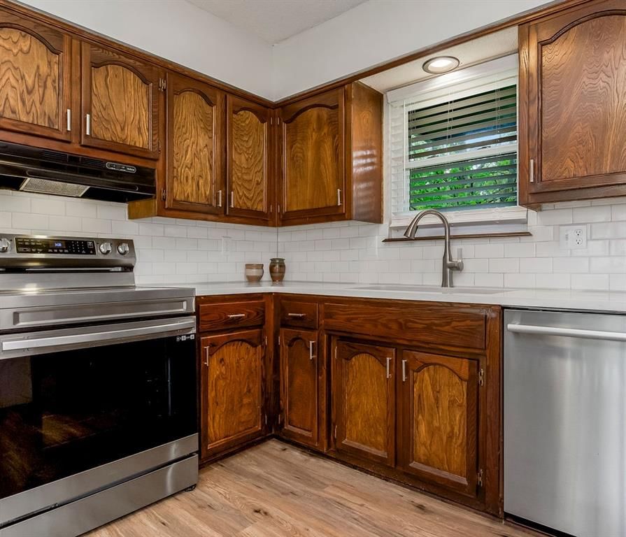 813 NE 114th Street — photo 10